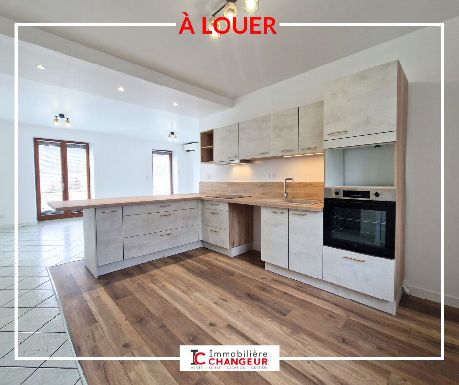 Villa / Maison  T5 à louer Voreppe 38340