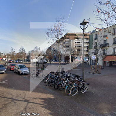 Commerce  190000 €