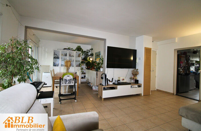 SUPERBE APPARTEMENT À MAUREPAS 78310 AVEC BALCON, CAVE - RÉS — photo 3
