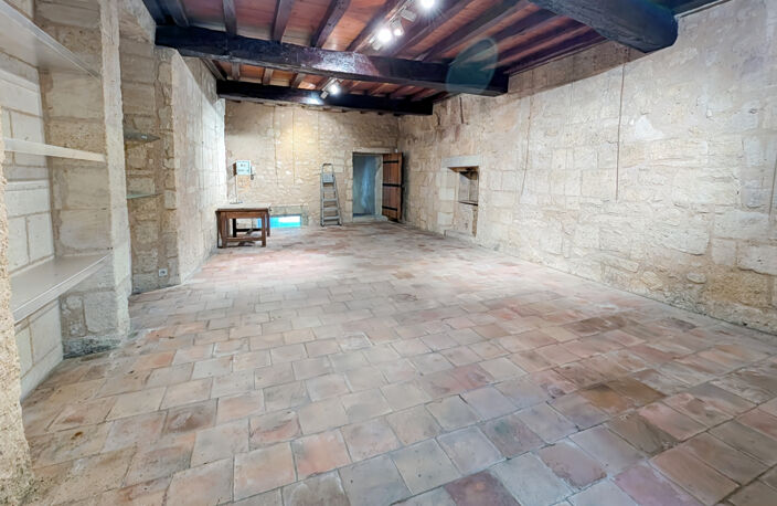 33 330 - Saint-Emilion - Tour de Garde — photo 4
