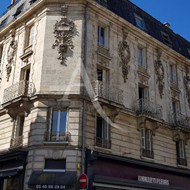 Appartement 4 pièces 1025 €