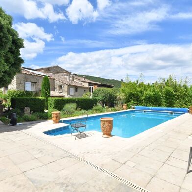 Maison 13 pièces 750000 €