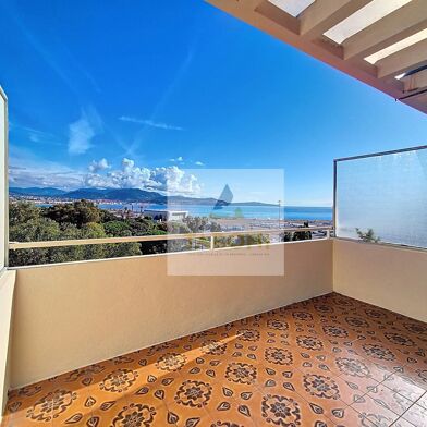 Appartement 2 pièces 239000 €