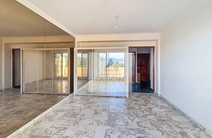 2 PIECES - RENE CASSIN - DERNIER ETAGE - TRAVERSANT VUE MER — photo 4