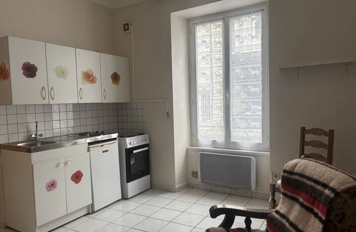 Maison ancienne divisée en 4 appartements — photo 4