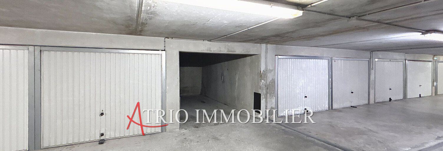 Garage   m² à louer à Saint-Laurent-du-Var (06700)