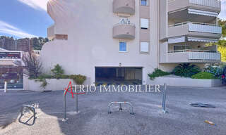 Garage   m² à louer à Saint-Laurent-du-Var (06700)