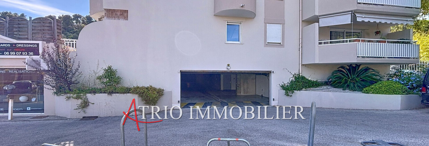 Garage   m² à louer à Saint-Laurent-du-Var (06700)