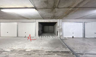 Garage   m² à louer à Saint-Laurent-du-Var (06700)