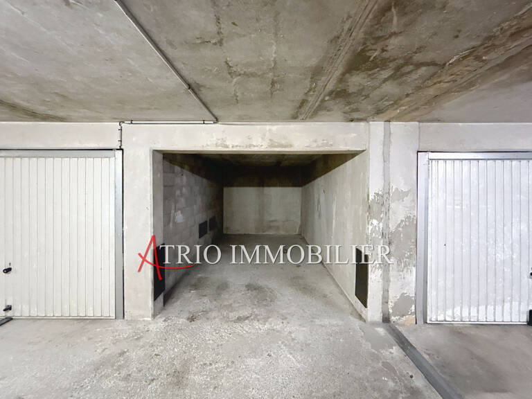 location parking — photo 1