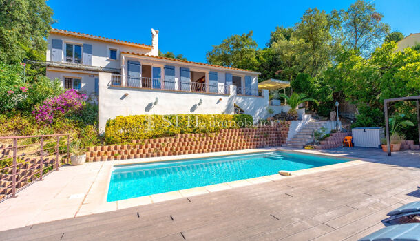 Villa / Maison 4 pièces  à vendre Issambres (Les) 83380