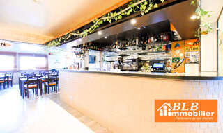 Commerce  290 m² à vendre à Les Essarts-le-Roi (78690)
