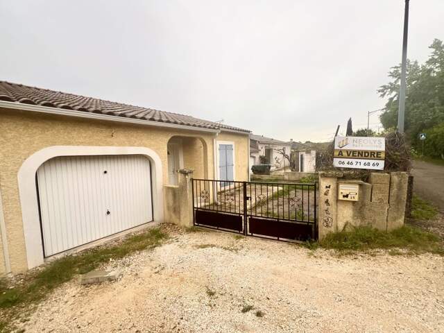 Maison plain pied avec Jardin — photo du bien