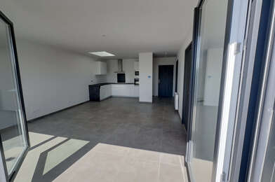 Appartement 3 pièces 302016 €