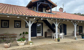 Maison 8 Pièces 167 m² à vendre à Polliat (01310)