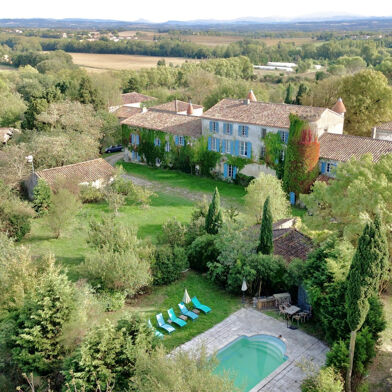 Maison 20 pièces 1740000 €