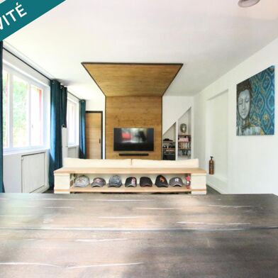 Maison 4 pièces 300000 €