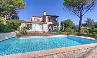 Maison 5 Pièces 110 m² à vendre à Châteauneuf-Grasse (06740)