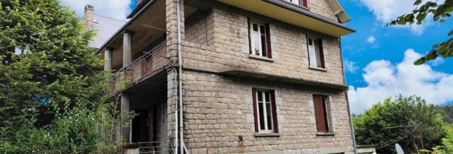 Maison 13 Pièces 256 m² à vendre à Bonnefond (19170)