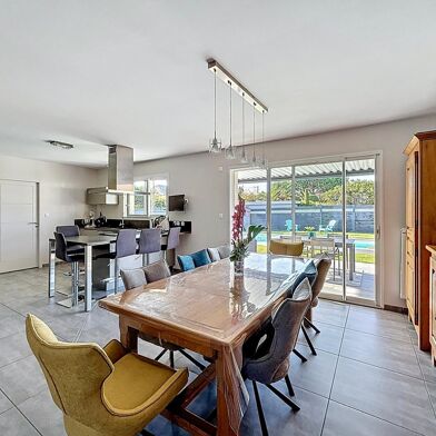 Maison 6 pièces 370000 €