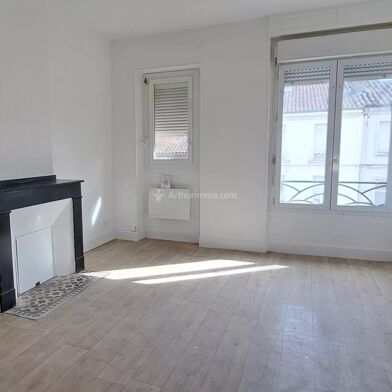Appartement 2 pièces 355 €