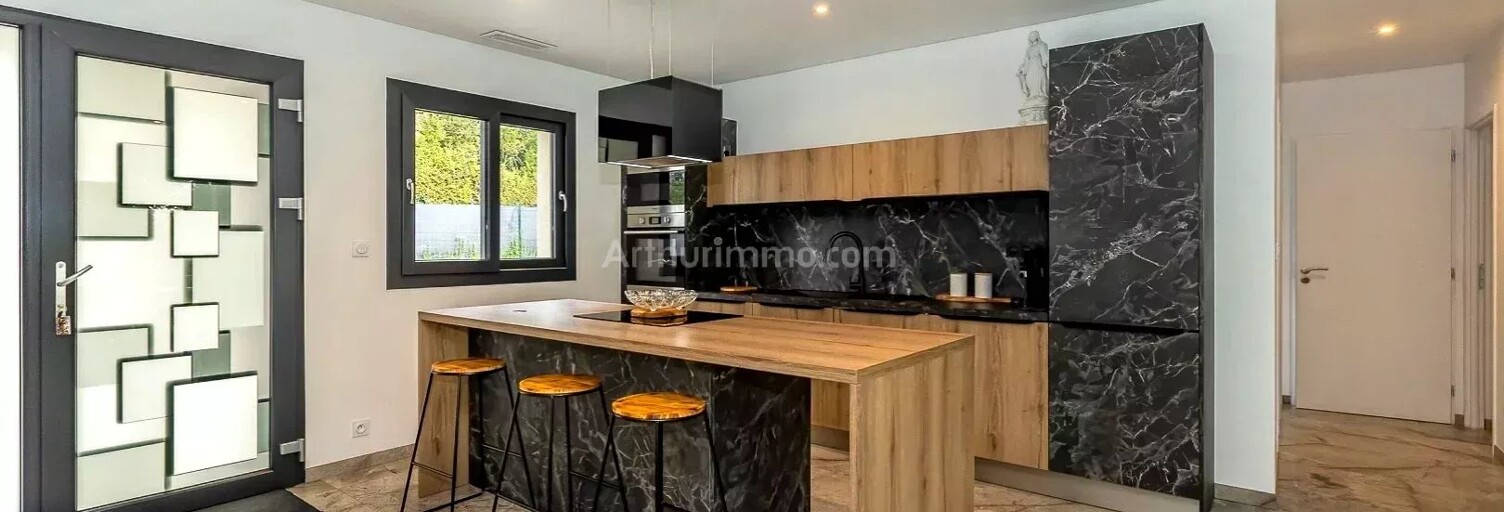 Maison 4 Pièces 105 m² à vendre à Saint-Victor-de-Morestel (38510)