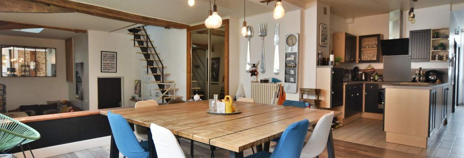 Maison 9 Pièces 157 m² à vendre à Cholet (49300)