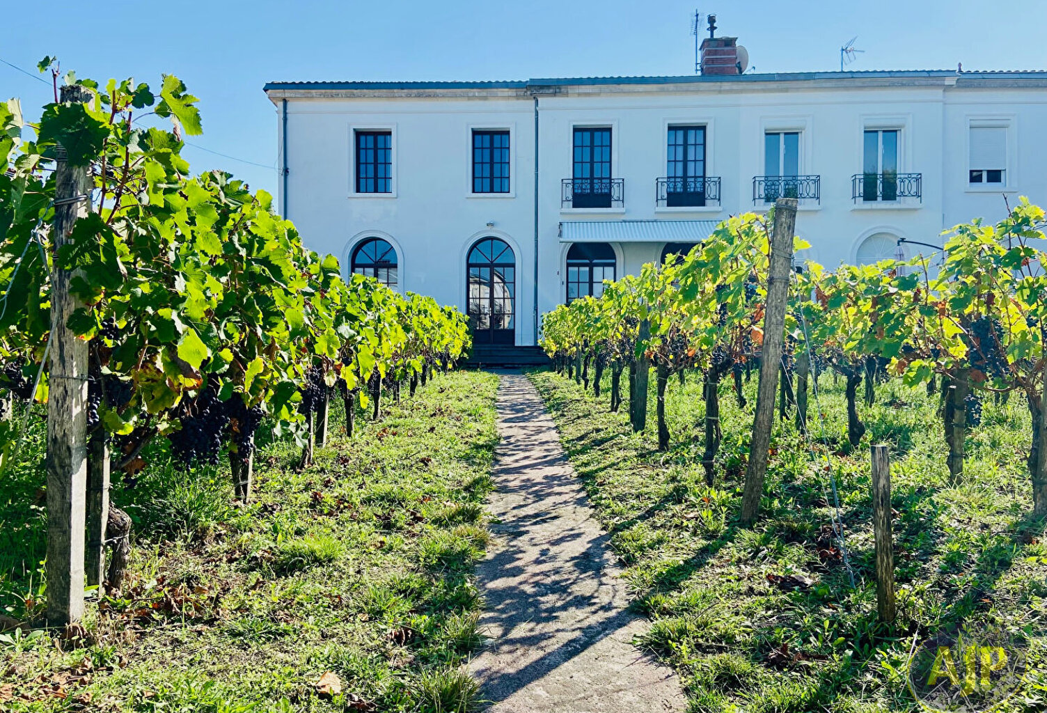 Maison Bourgeoise avec piscine ST VIVIEN ! — photo 1