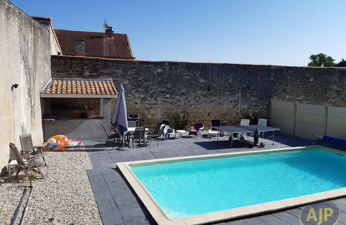 Maison Bourgeoise avec piscine ST VIVIEN ! — photo 5