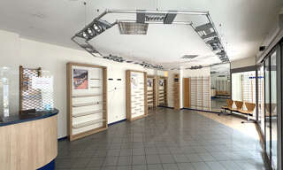 Commerce  101 m² à louer à Charleville-Mézières (08000)