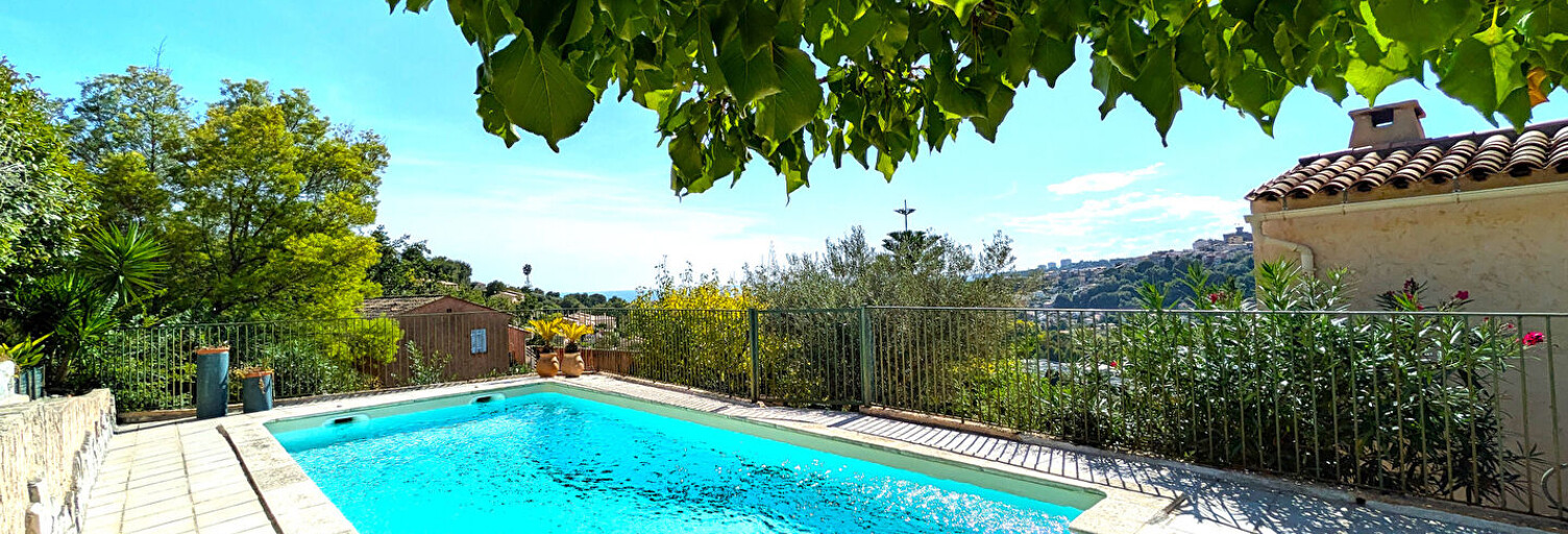 Maison 5 Pièces 134 m² à vendre à Cagnes-sur-Mer (06800)