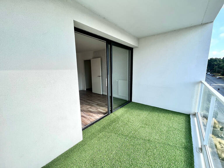 Appartement  3 pièce(s) Rue De Nantes — photo 1