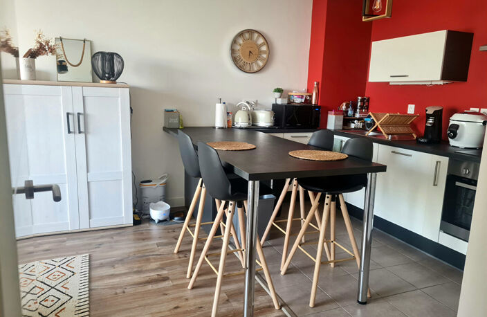 Appartement  3 pièce(s) Rue De Nantes — photo 3