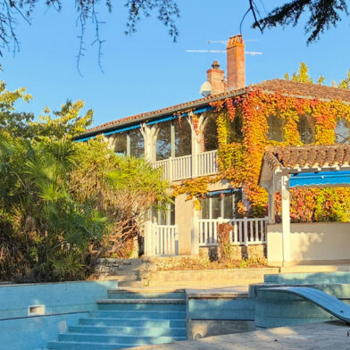 Maison 8 pièces 249100 €