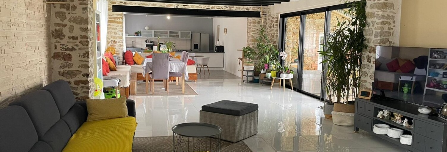 Maison 4 Pièces 149 m² à vendre à Les Pineaux (85320)