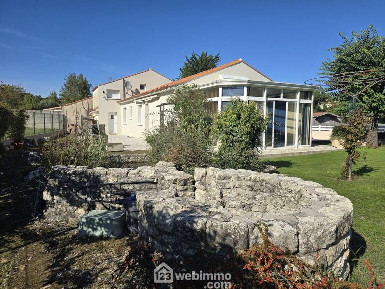 Maison - 120m² - Talmont-Saint-Hilaire — photo 1