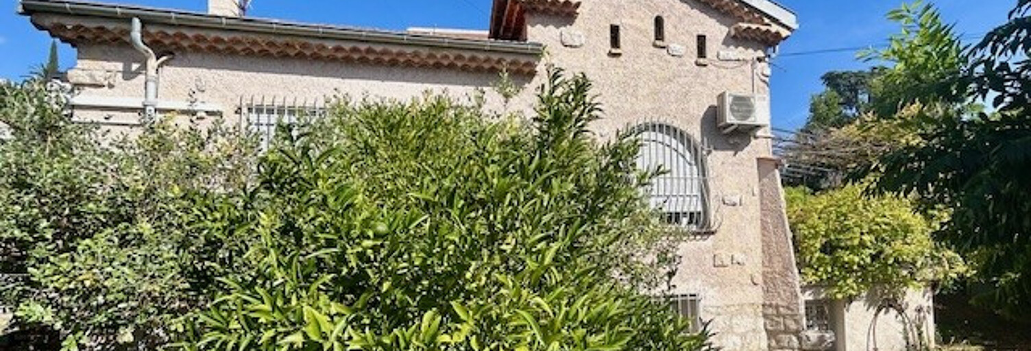 Maison 6 Pièces 220 m² à vendre à Nice (06100)