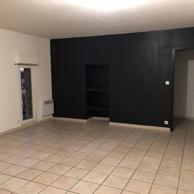 Appartement 3 pièces 550 €