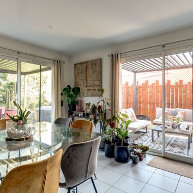 Maison 5 pièces 465000 €