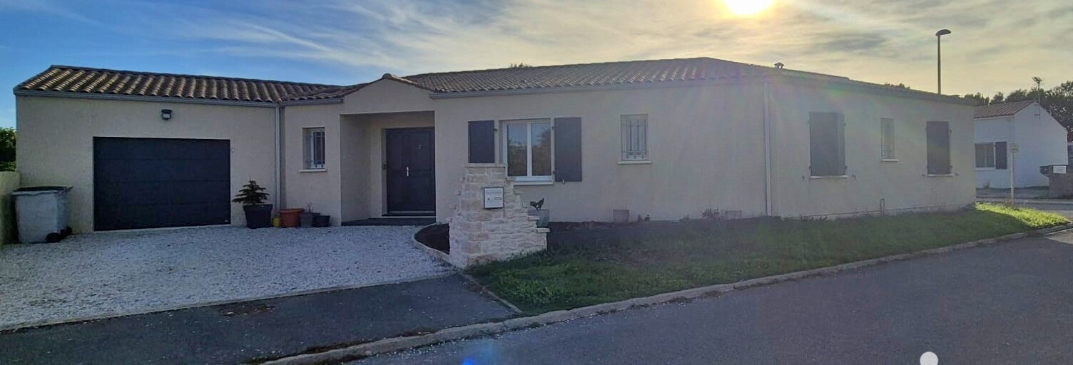 Maison 8 Pièces 156 m² à vendre à Benon (17170)