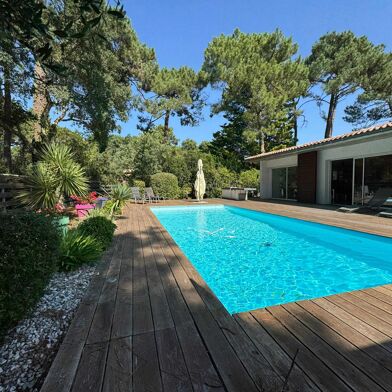 Maison 8 pièces 2490000 €