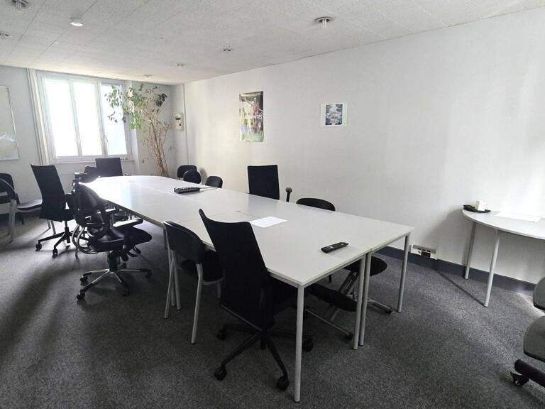 Vente Murs commerciaux 660 m&sup2; — photo 1