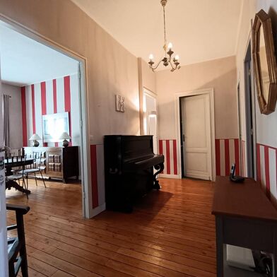 Appartement 4 pièces 1650 €