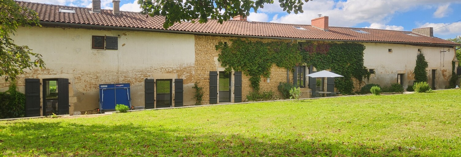 Maison 8 Pièces 306 m² à vendre à La Rochette (16110)