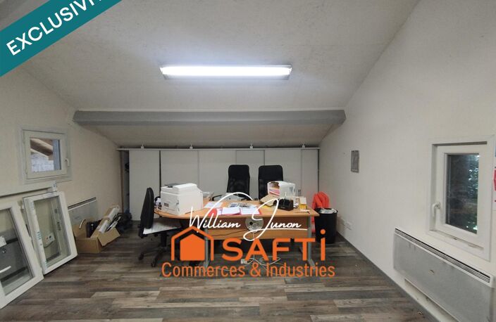 Local pro (100m² de dépôt et 20m² de bureaux) — photo 3
