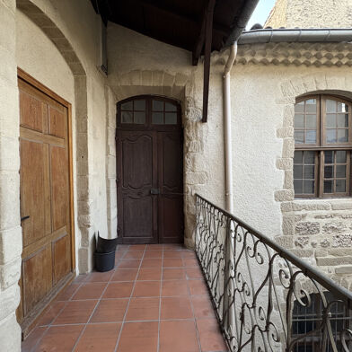 Appartement 4 pièces 255000 €