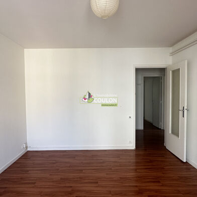 Appartement 3 pièces 602 €