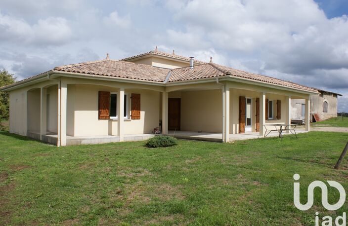 Vente Maison de campagne 7 pièces — photo 2