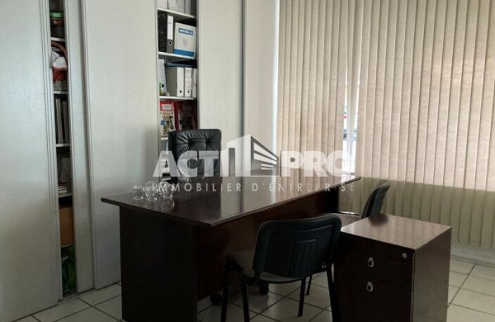 Bureaux à vendre — photo 2