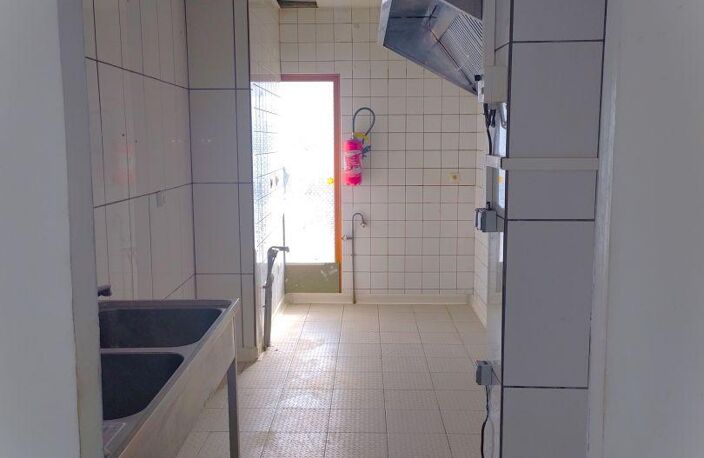 Vente Murs commerciaux 60 m&sup2; — photo 4